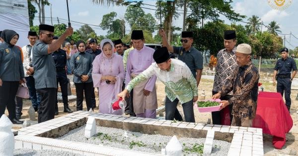 Program Ziarah perkuburan Keluarga Dato' Sagor di Kampung Teluk & Pasir Salak